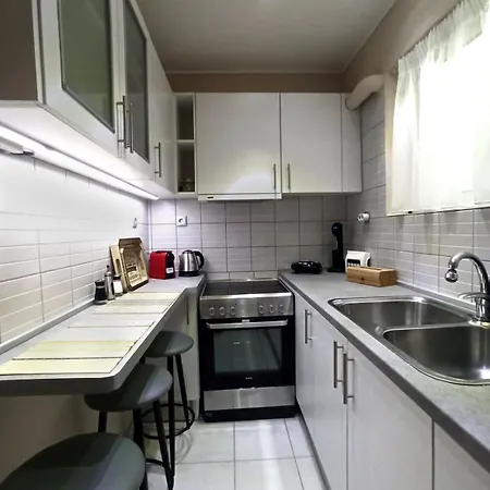 Kallaris Deluxe House