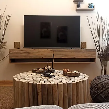 Kallaris Deluxe House 캡슐호텔 *